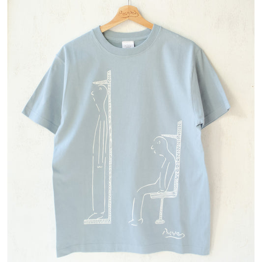 背はそれとなく高く、座高はなるべく低く