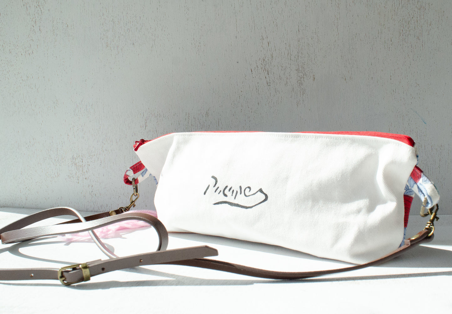 (New)横長ポシェット【赤ボンボン】