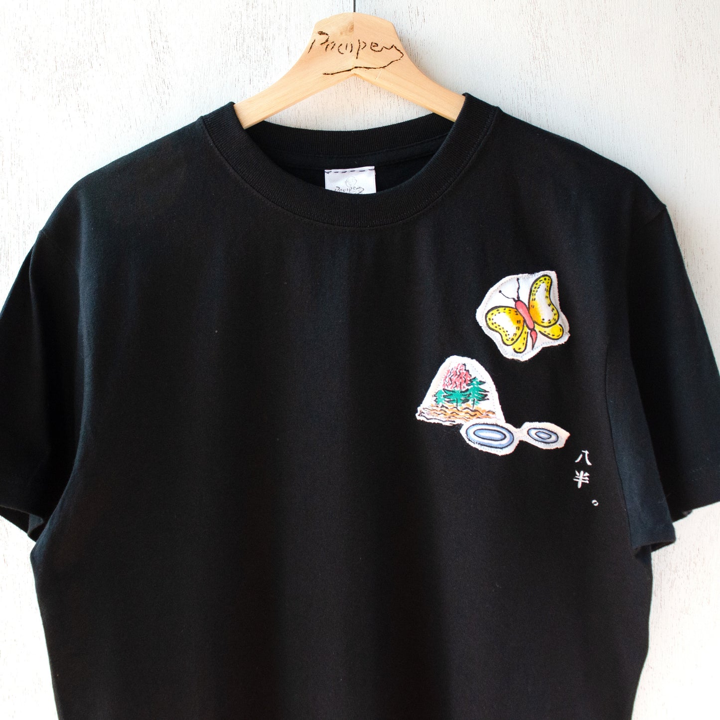 【new】八半Tシャツ(蝶と島)